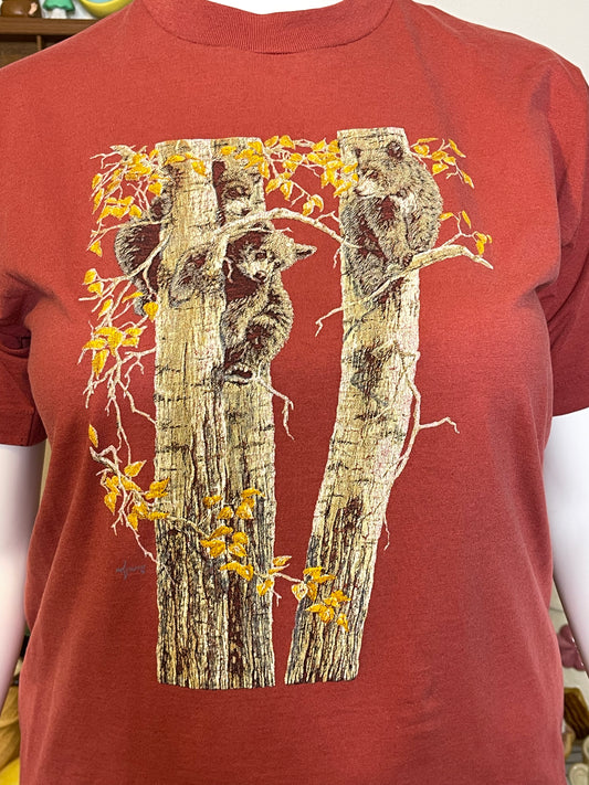 Vintage 90s Fall Bear Graphic Tee Sz L
