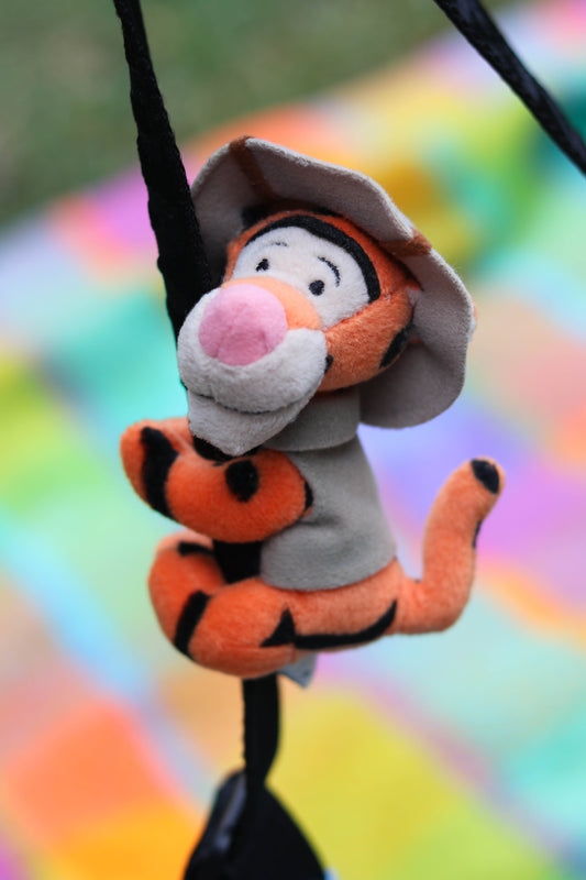 Safari Tigger Plush Strap Buddy / Magnet