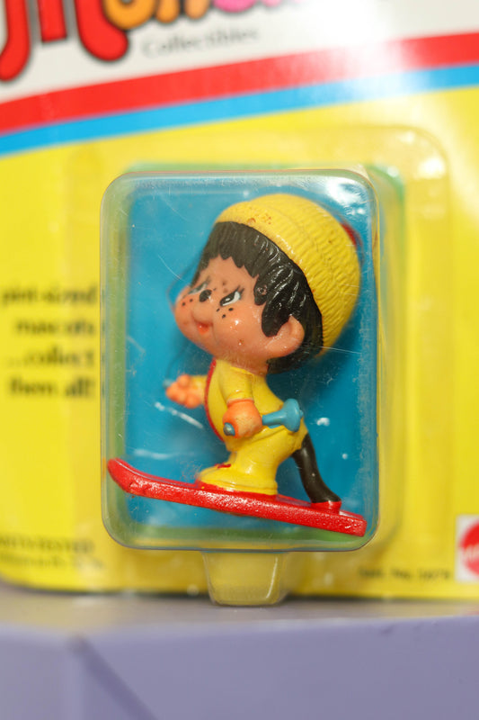 Vintage 80s Deadstock Monchhichi Collectible Trinket (Hotdog)
