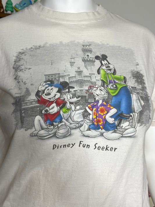 2000s Disney Fun Seeker Graphic Tee Sz L