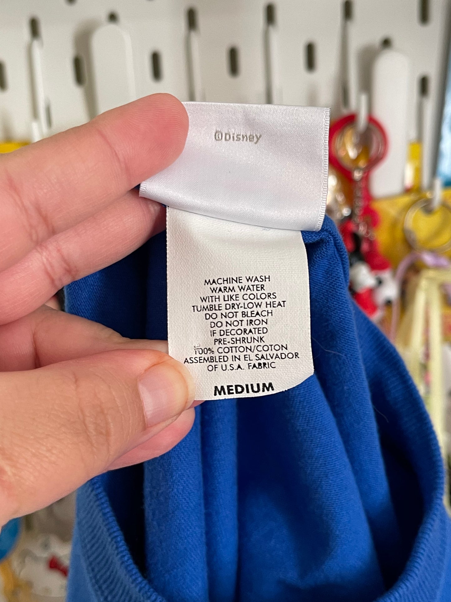 2000s Cinderella graphic tee sz XS