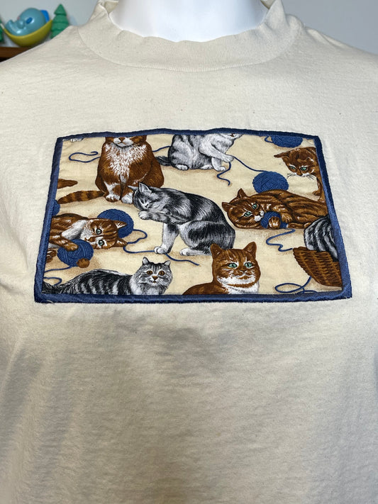 Vintage 90s Cat Patchwork Style Cream Tee Sz L
