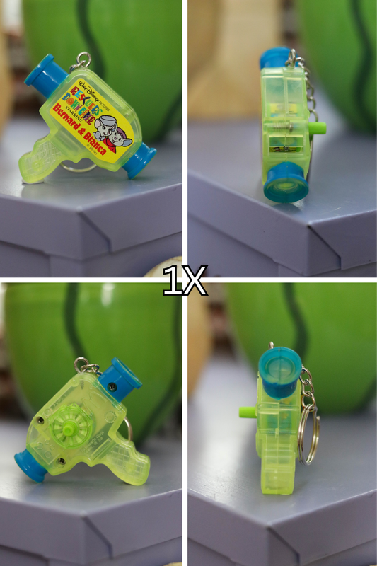 Vintage Rescuers Viewfinder Camera Keychain Blind Bags (1)