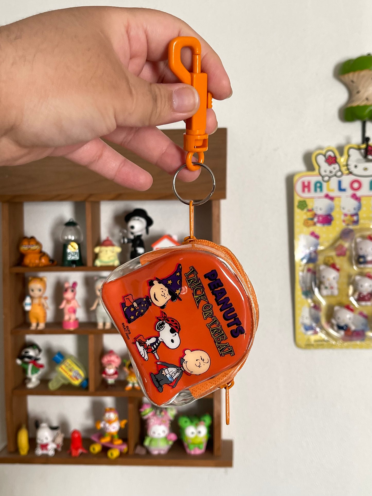 Vintage 2000s Peanuts Trick Or Treat Halloween Keychain Pouch