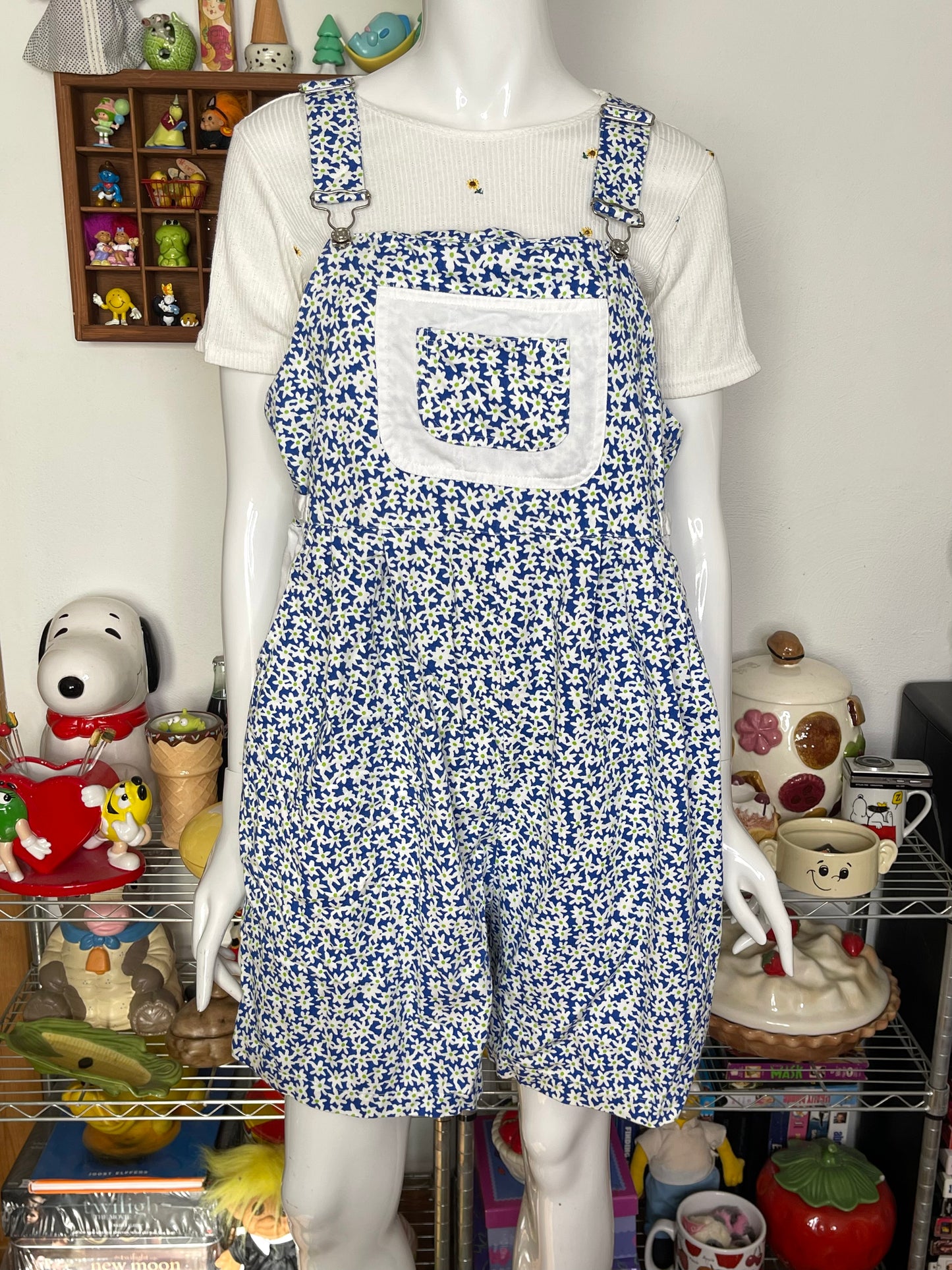 Vintage Blue Flower Print Baggy Style Overalls Sz M/L