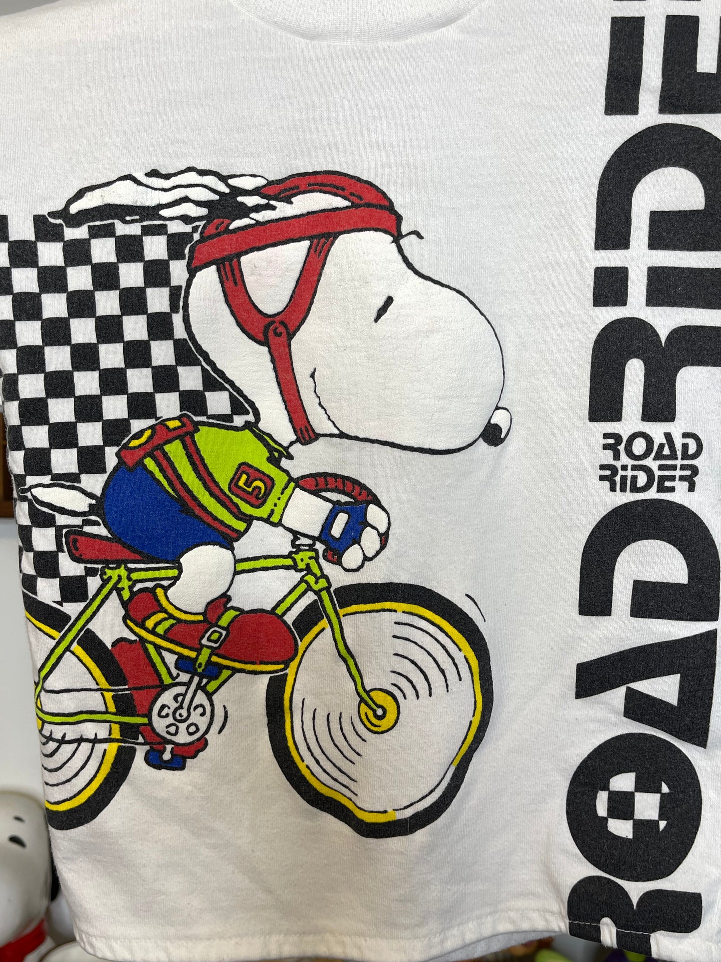 Vintage White Road Rider Snoopy Bicycle Kids Tee Sz 6