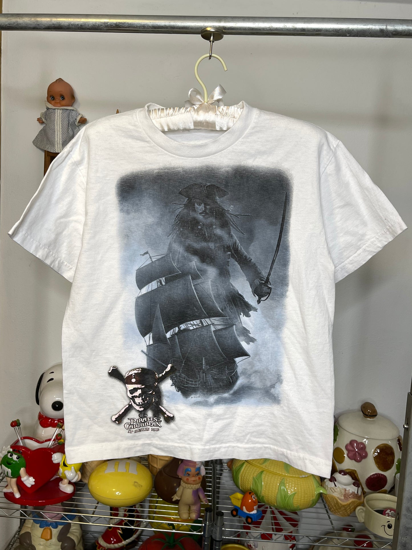 2000s Pirates Of The Caribbean Graphic Kids Tee Sz L (10-12)