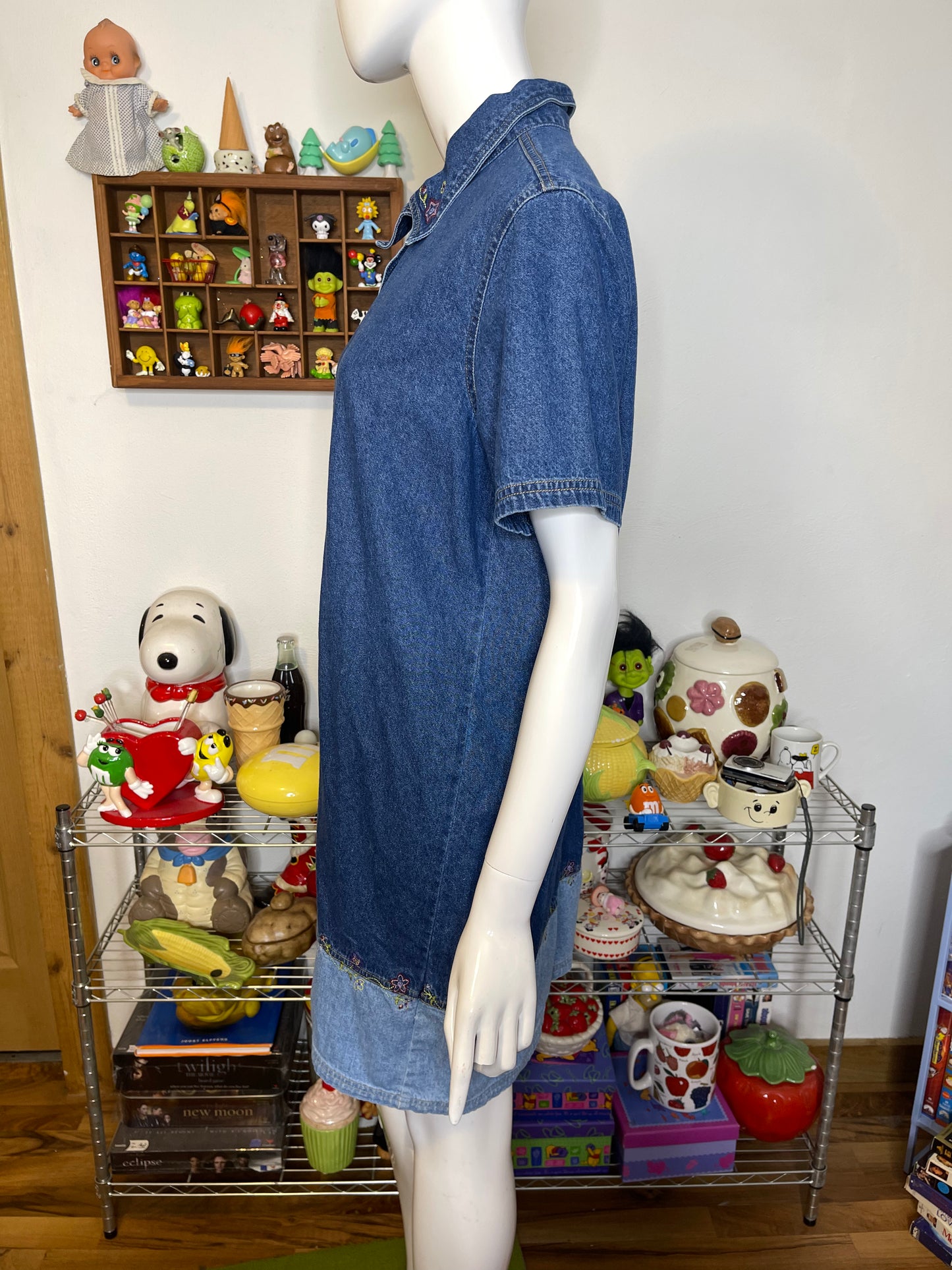 Vintage Flower Embroidered 2-Tone Denim Oversized Dress Sz M