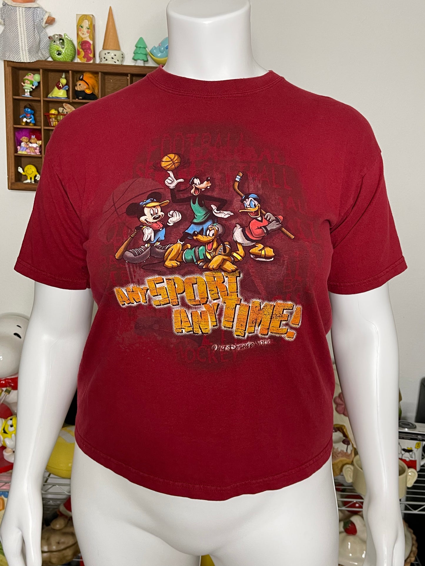 2000s Disney Mickey & Friends Sports Graphic Tee Sz M/L