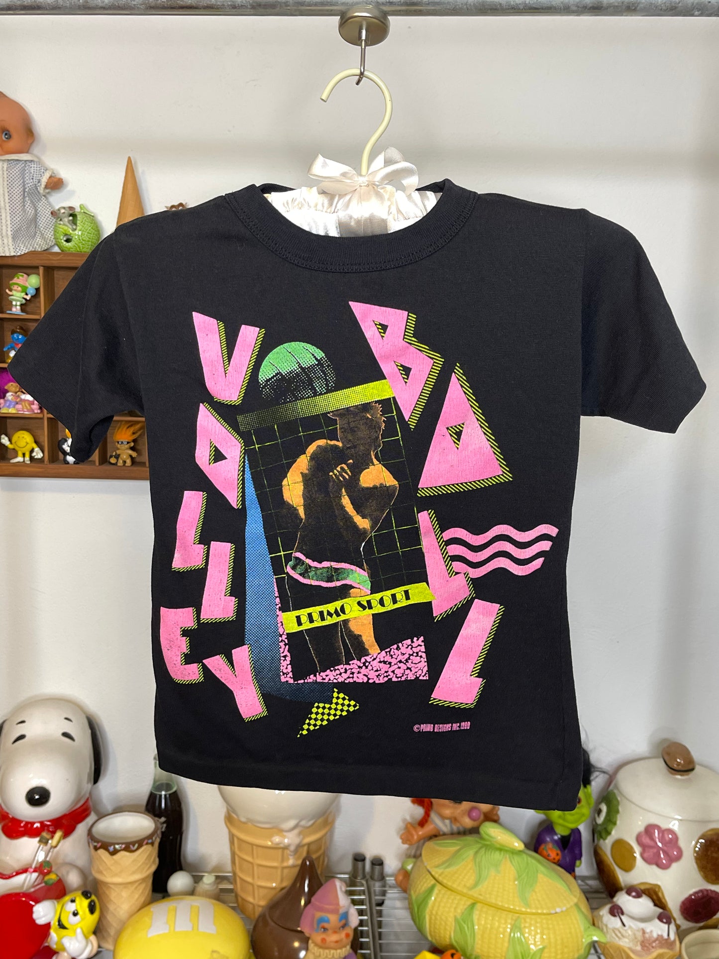 Vintage 90s Neon Volleyball Primo Sport Kids Tee Sz S (8)