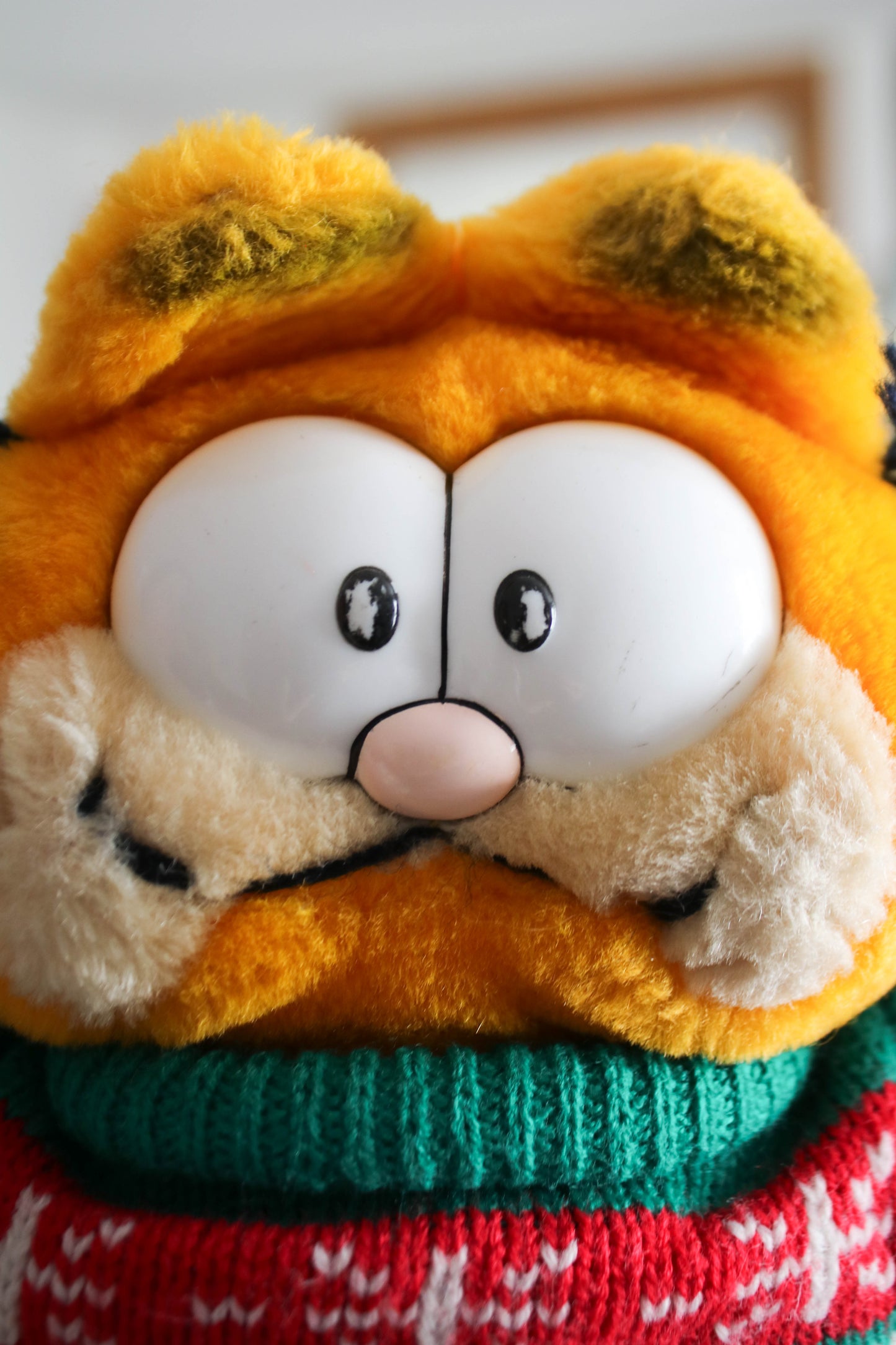 Vintage 80s Garfield Holiday Gimme Gimme Plush
