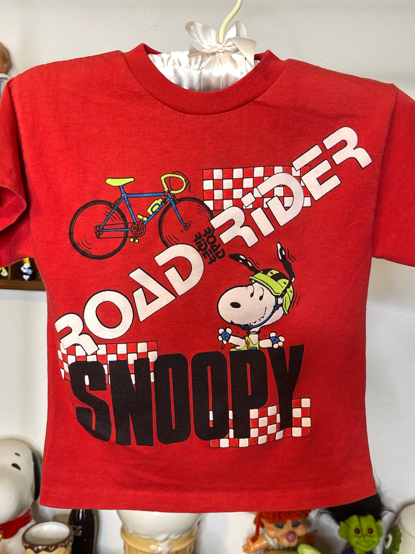 Vintage Red Road Ride Snoopy Bicycle Kids Tee Sz 7