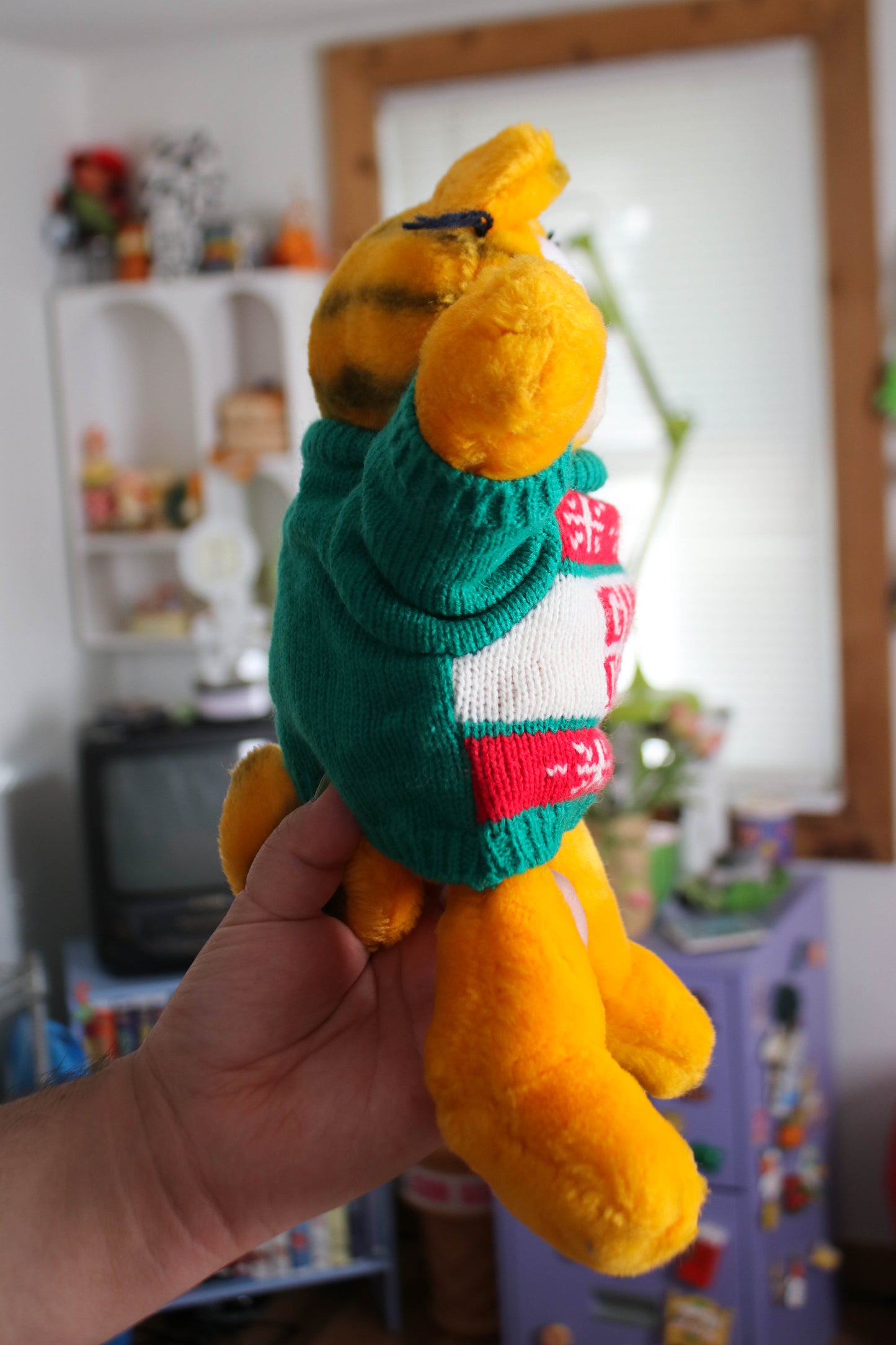 Vintage 80s Garfield Holiday Gimme Gimme Plush