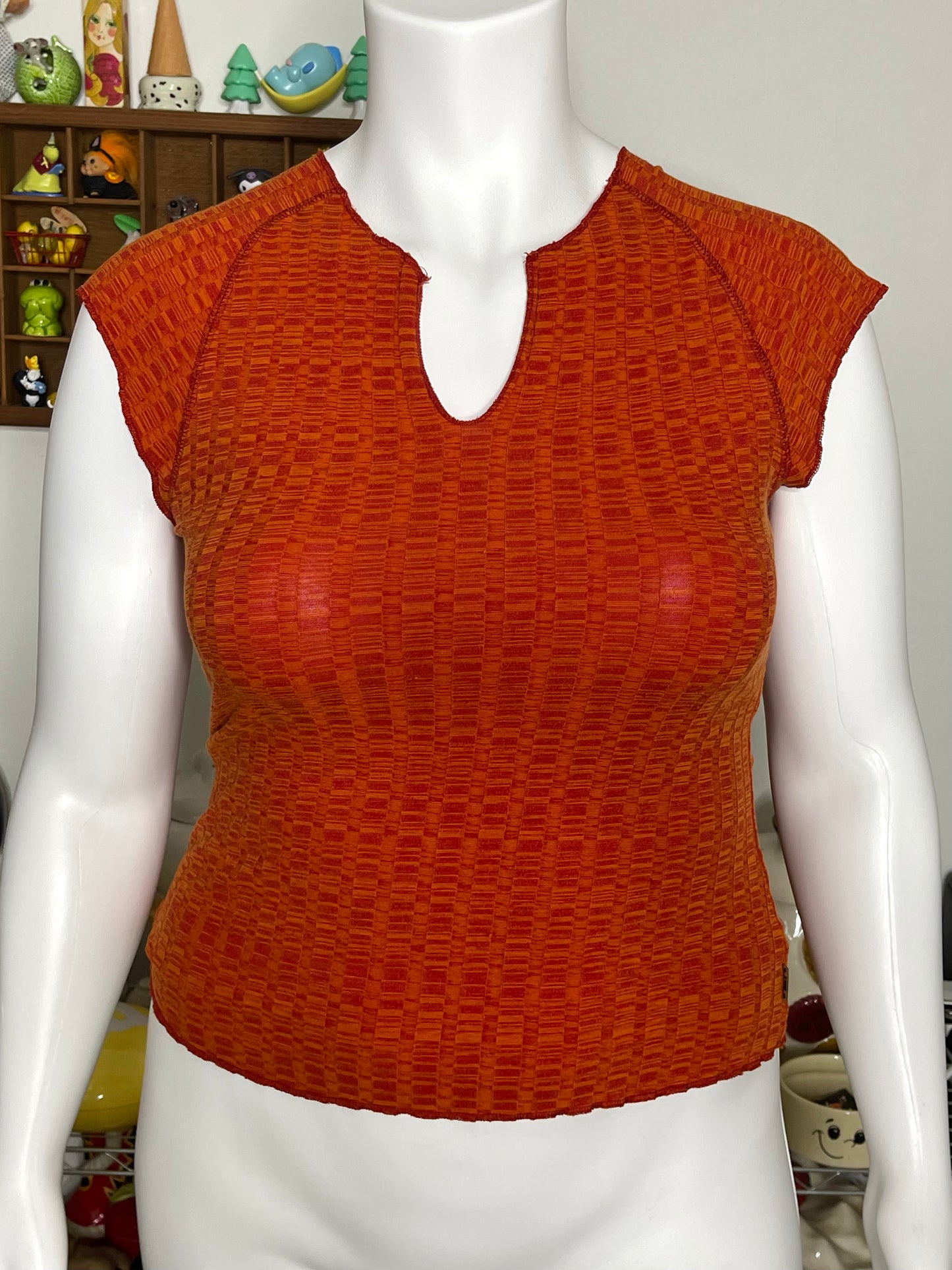 2000s Stretchy Orange Red Ribbed V-Neck Top Sz L/XL