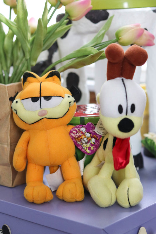 2000s Garfield & Odie Deadstock Plush Set