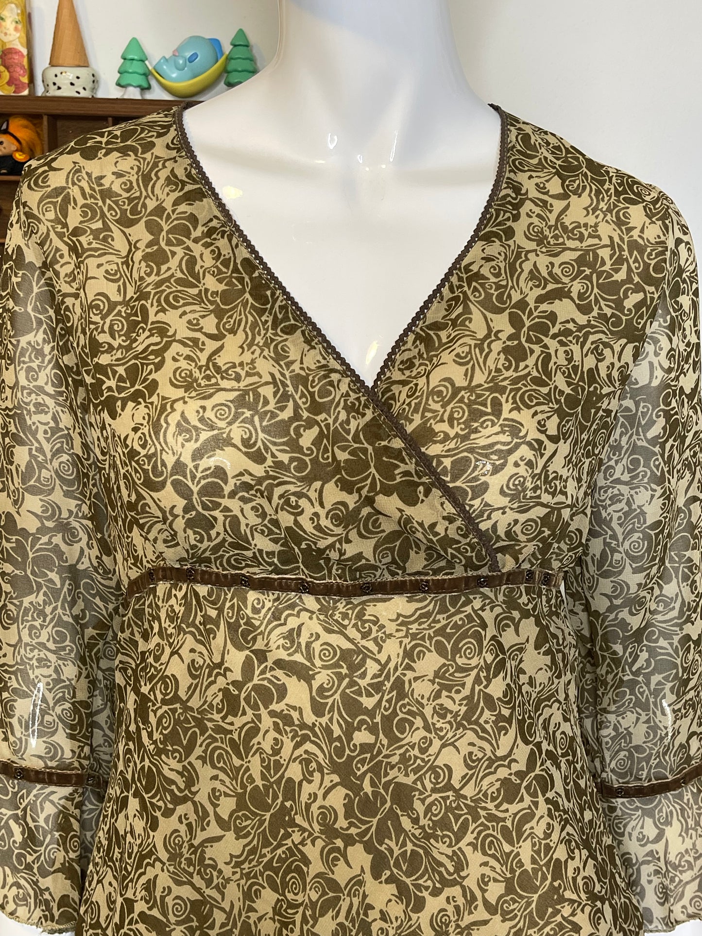 Vintage 2000s Earthy Green Brown Beaded V-Neck Top Sz M