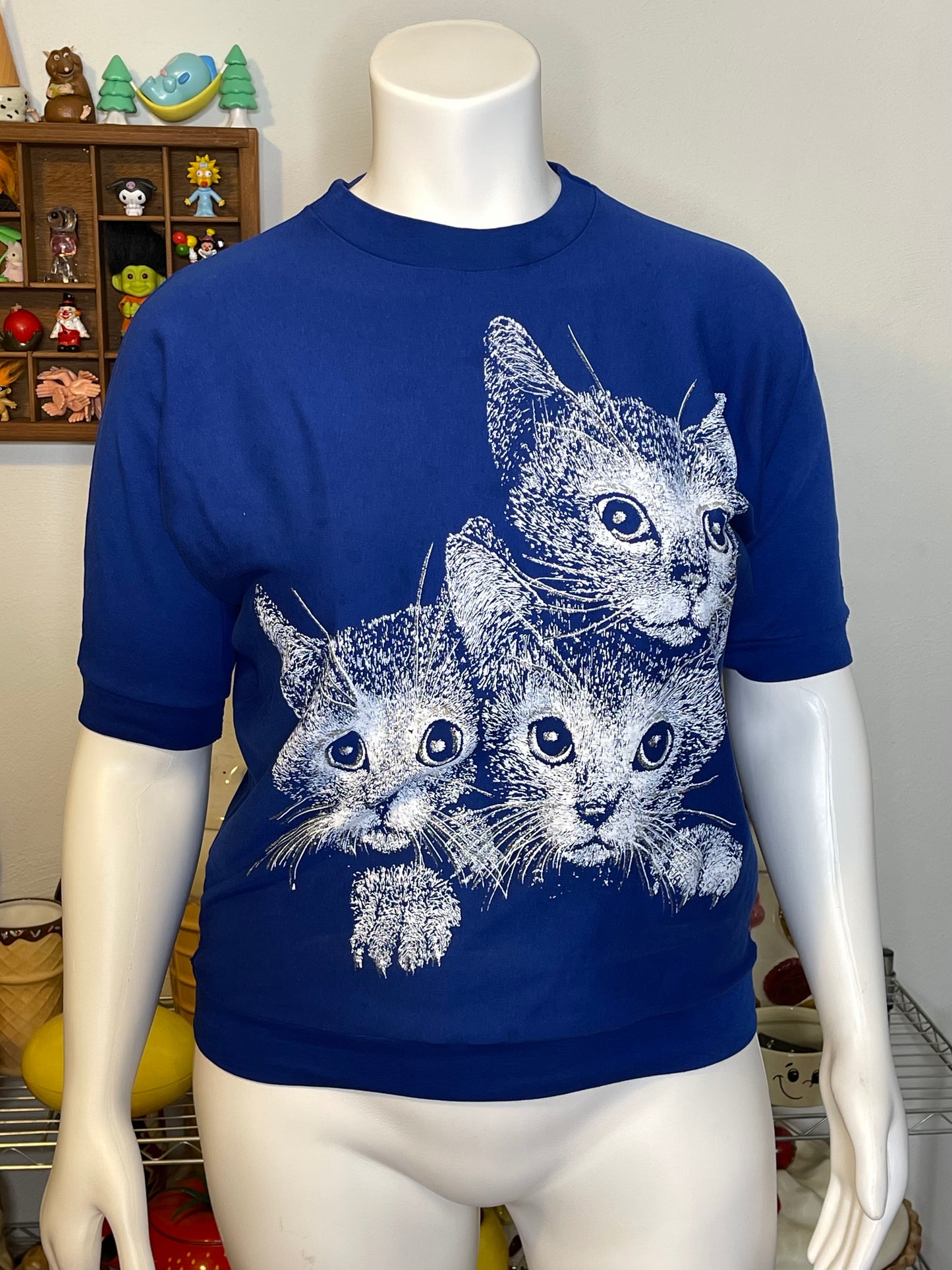 Vintage Oversized Blue Cat Graphic Distressed Top Sz "OS" S-XXL