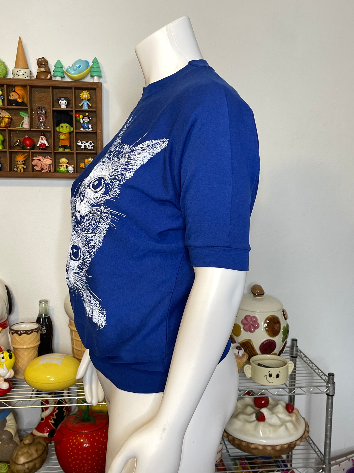 Vintage Oversized Blue Cat Graphic Distressed Top Sz "OS" S-XXL