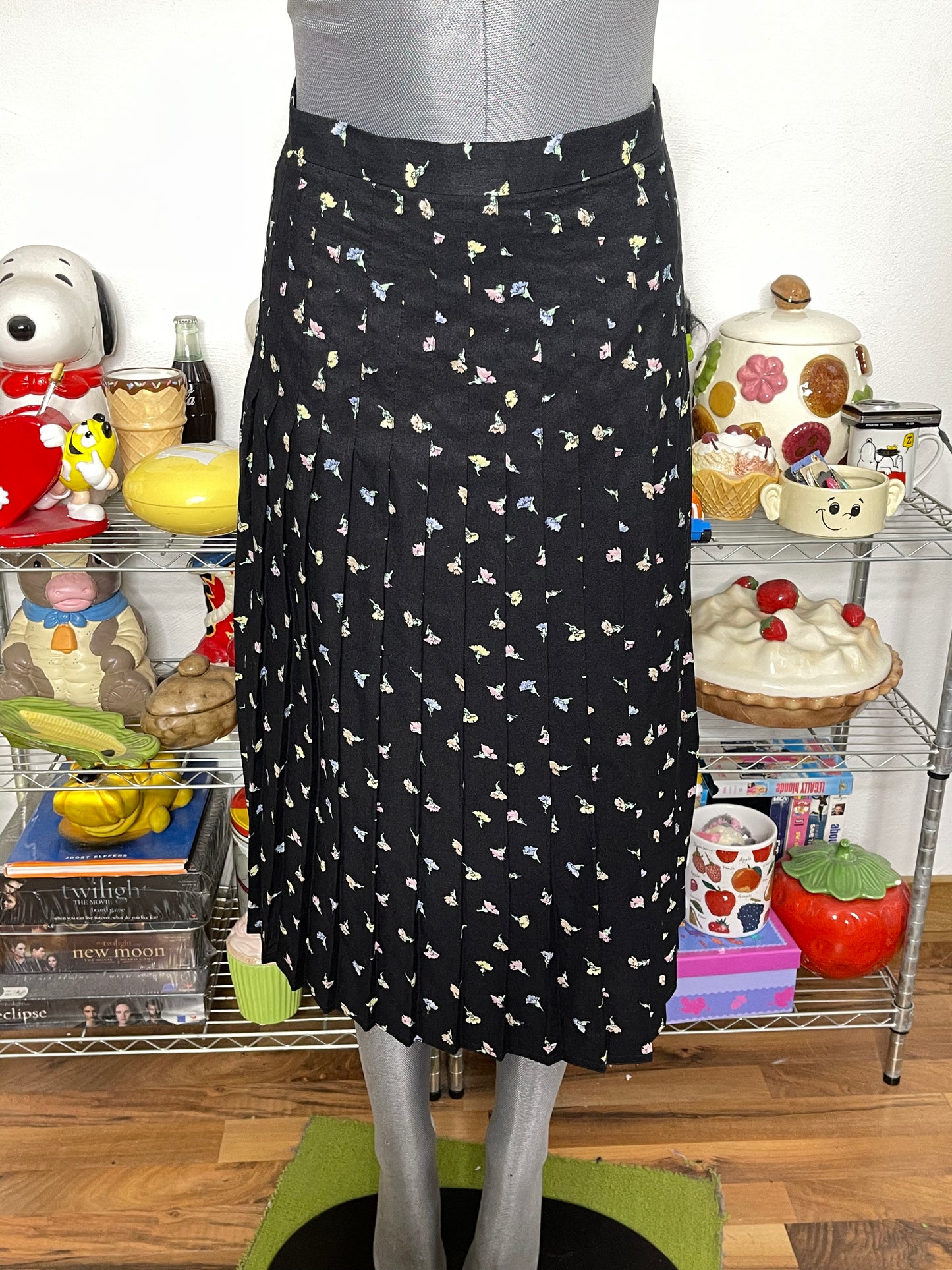 Vintage 70s Givenchy Flower Print Pleated Skirt Sz S 27in