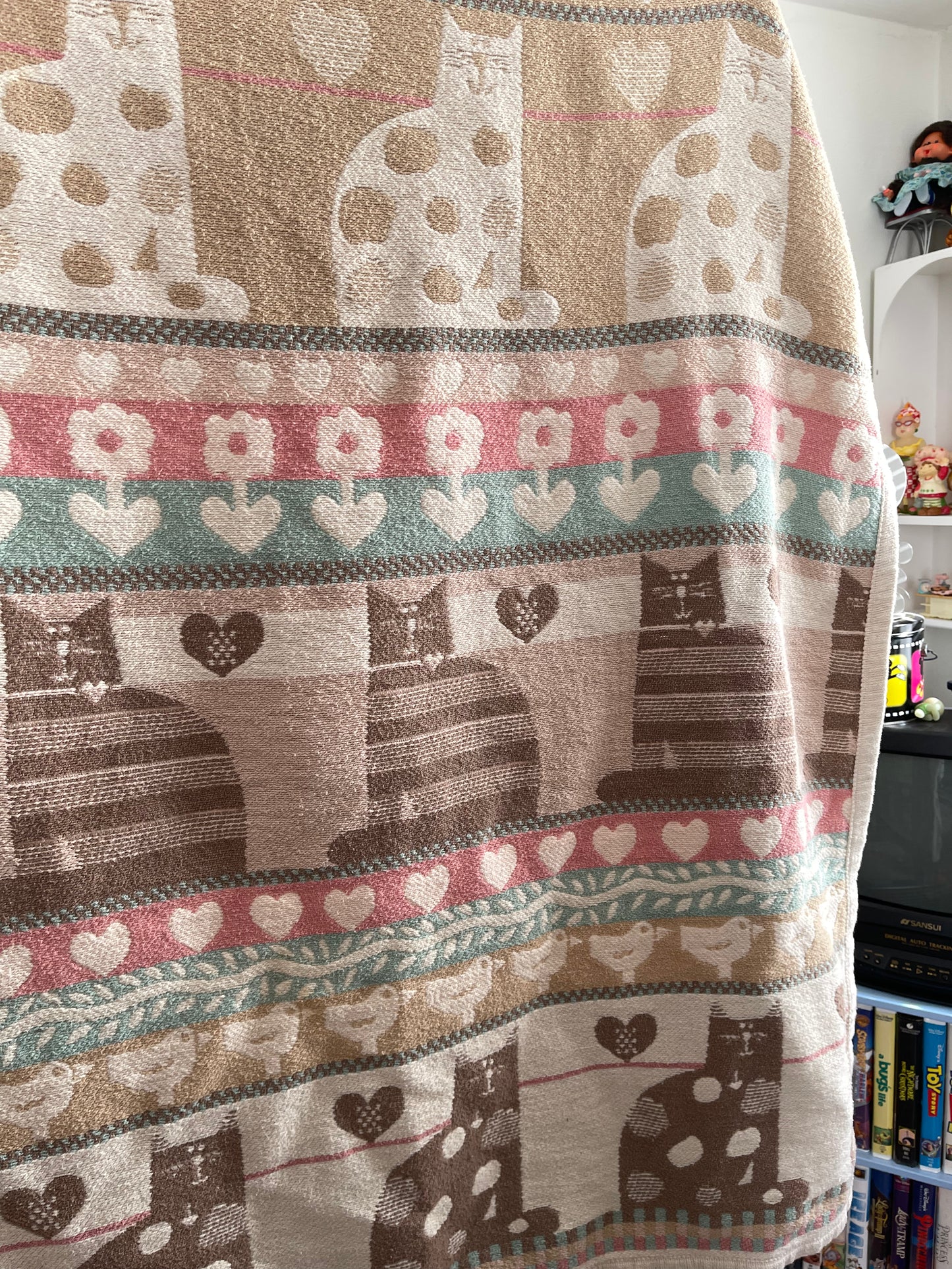 Vintage 80s 90s Cottage Core Cat Knit Throw Blanket