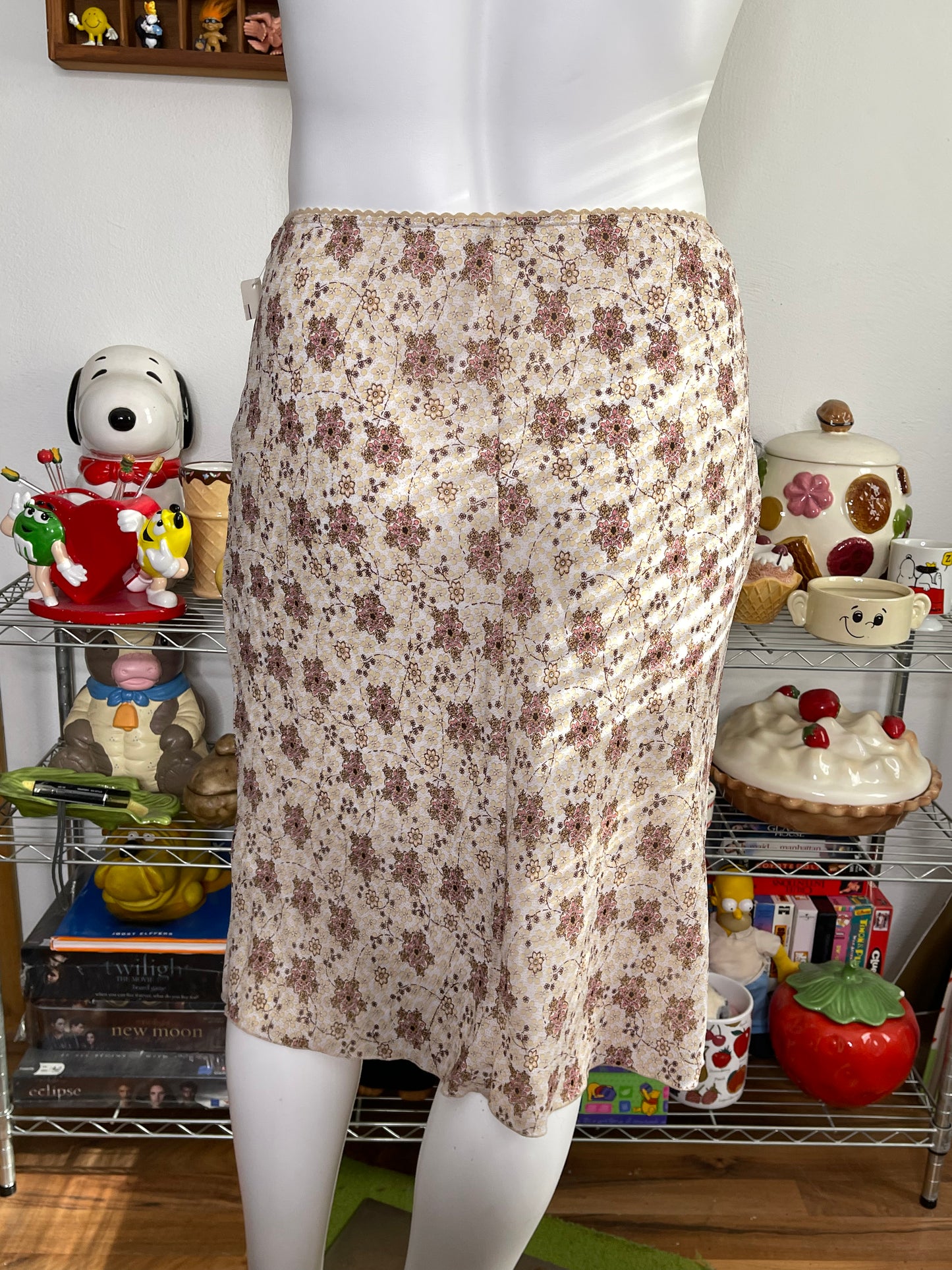 2000s Deadstock Groovy Floral Print Midi Skirt Sz XL/XXL