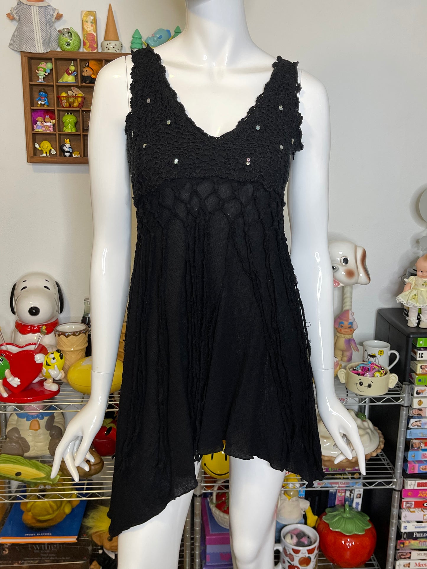 2000s Black Sequin Distressed Jellyfish Fringe Top Sz S