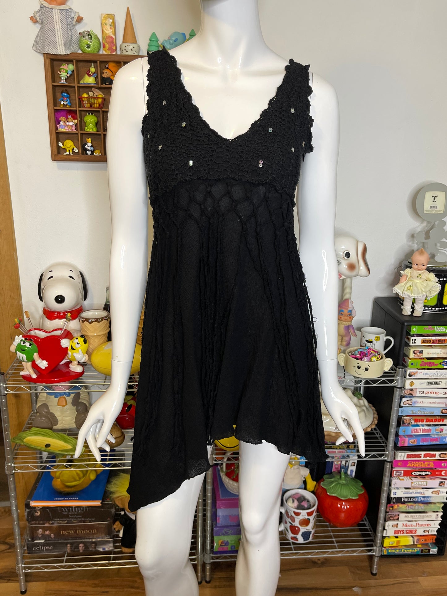 2000s Black Sequin Distressed Jellyfish Fringe Top Sz S