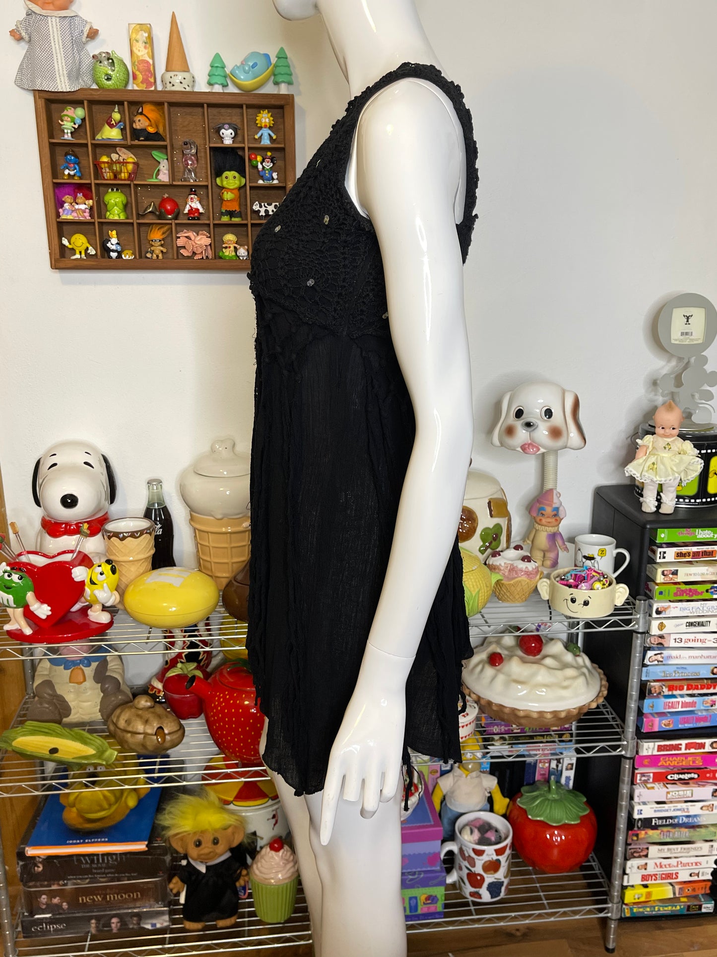 2000s Black Sequin Distressed Jellyfish Fringe Top Sz S