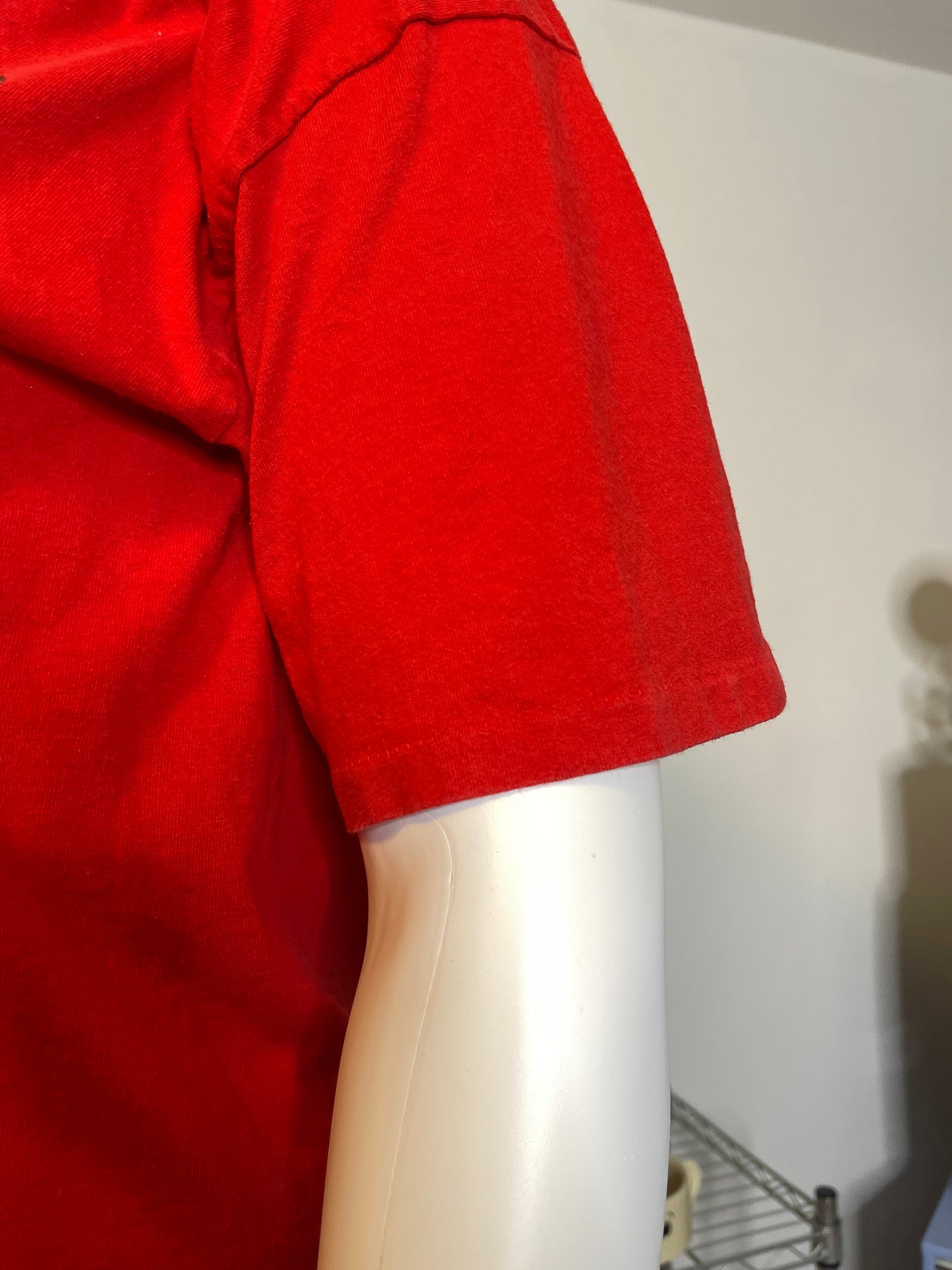 90s Hands Off Holiday Graphic Tee Sz XL