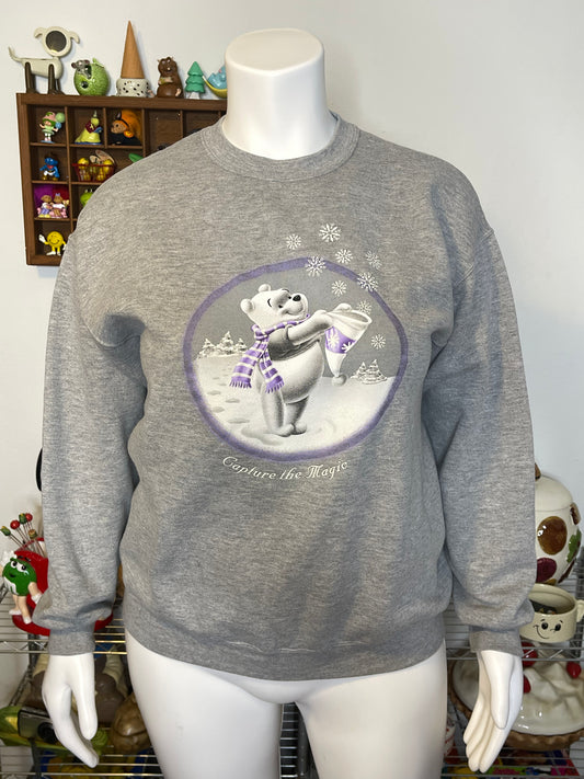 2000s Winnie The Pooh Winter Graphic Sweater Sz L