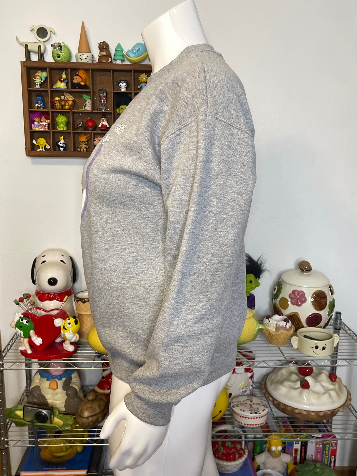 2000s Winnie The Pooh Winter Graphic Sweater Sz L