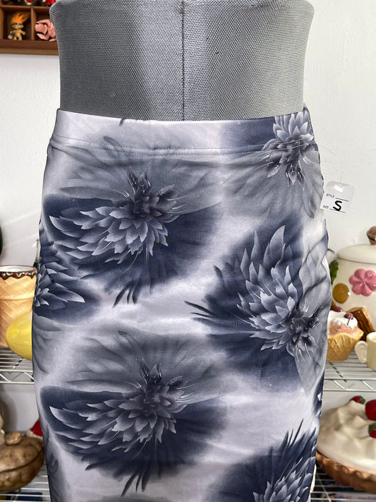 2000s Deadstock Cyber Flower Print Midi Skirt Sz S/M