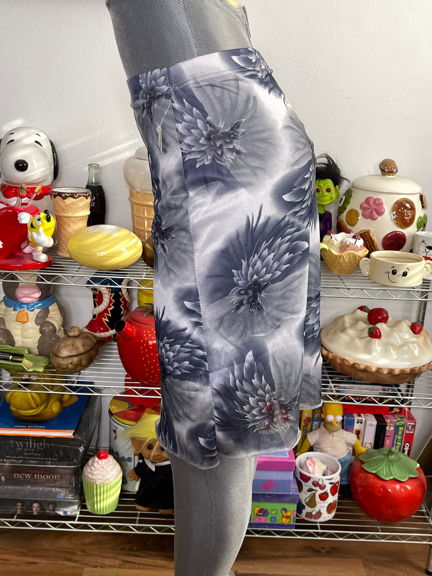 2000s Deadstock Cyber Flower Print Midi Skirt Sz S/M