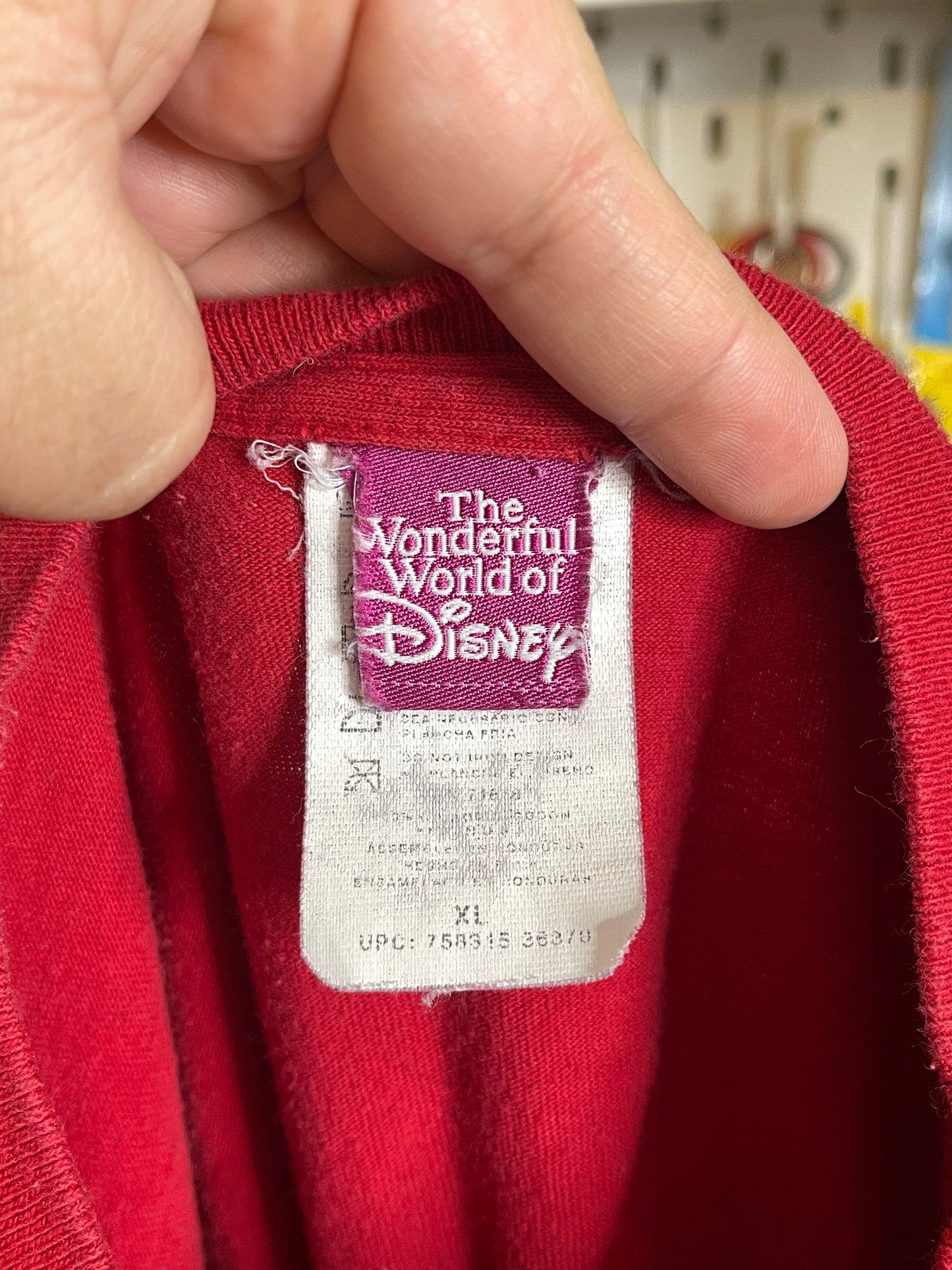 Vintage Winnie The Pooh & Piglet V-Day Graphic Tee Sz XL