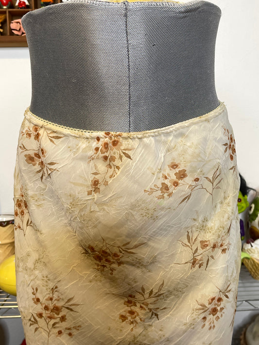 Vintage 2000s Floral Crinkly Texture Midi Skirt Sz M