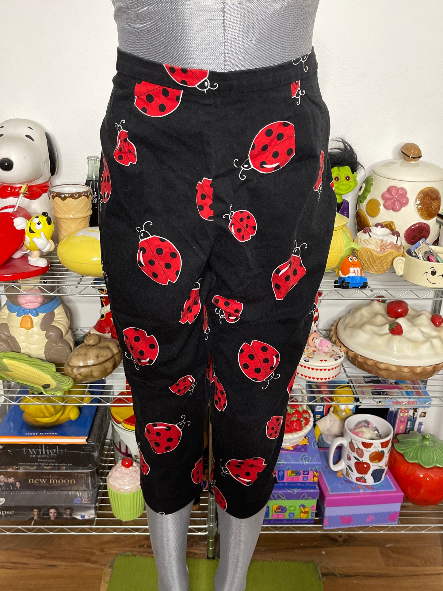 Vintage 90s  Faded Lady Bug Print High Waisted Capris Sz M