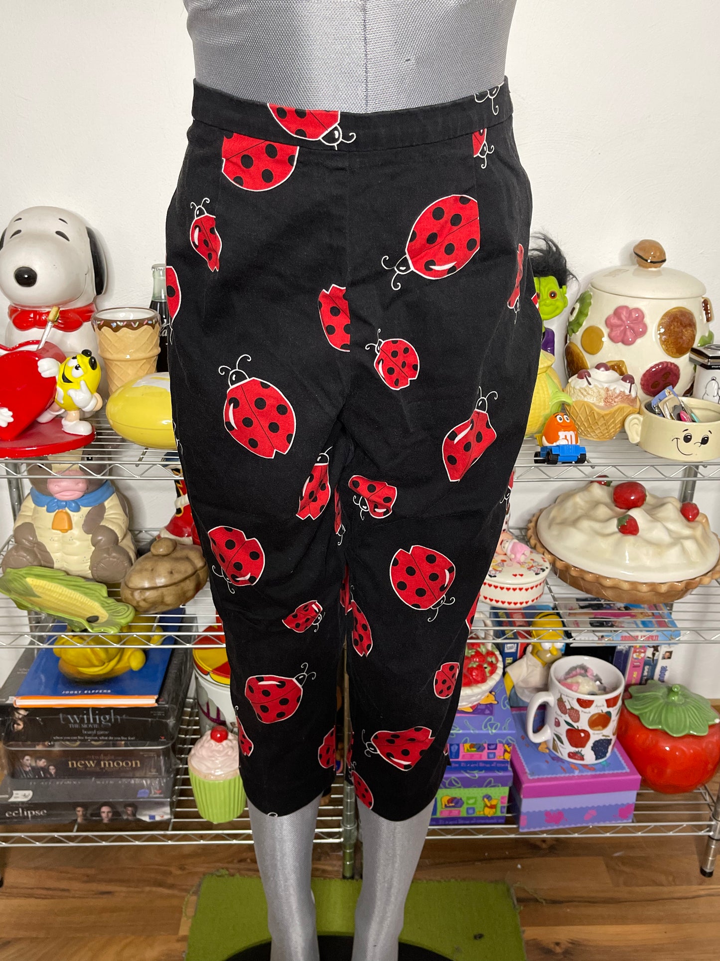 Vintage 90s  Faded Lady Bug Print High Waisted Capris Sz M