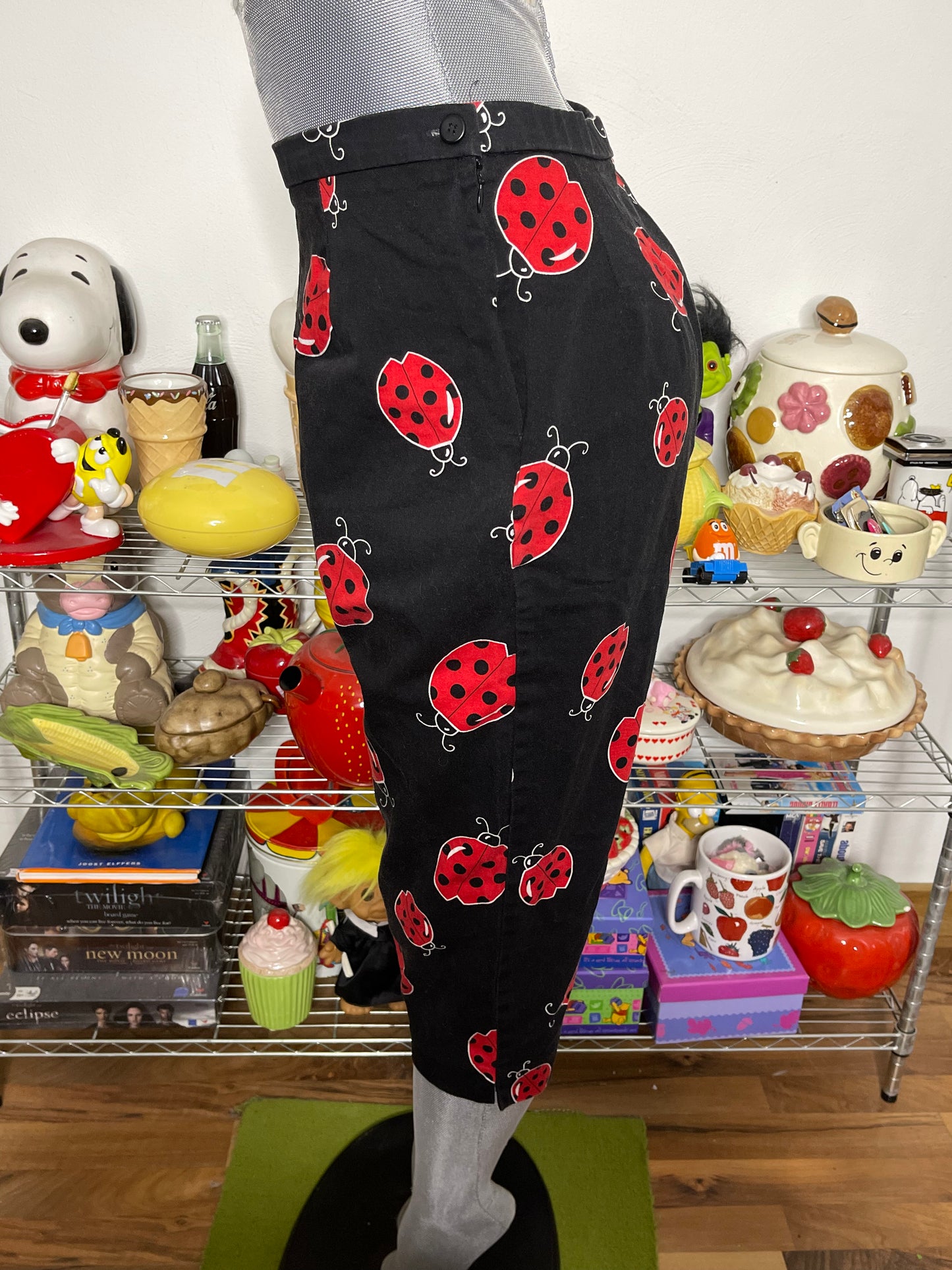 Vintage 90s  Faded Lady Bug Print High Waisted Capris Sz M
