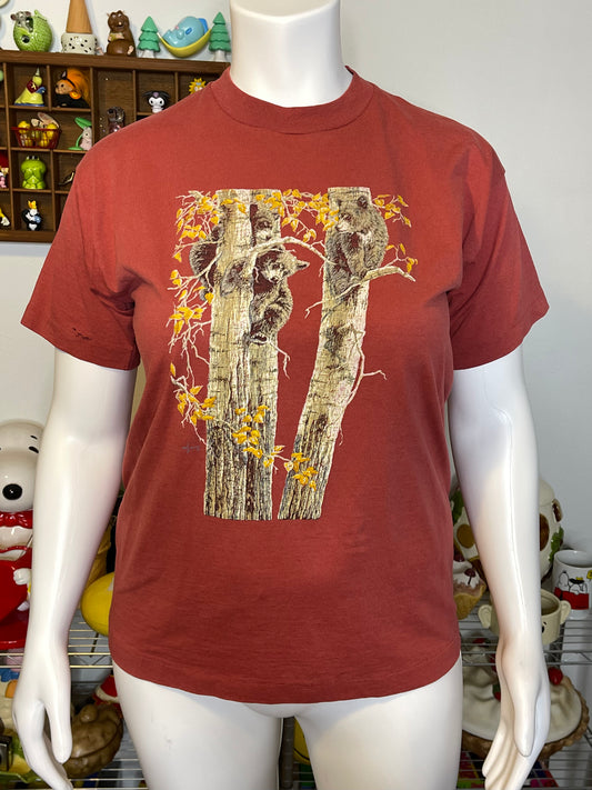 Vintage 90s Fall Bear Graphic Tee Sz L