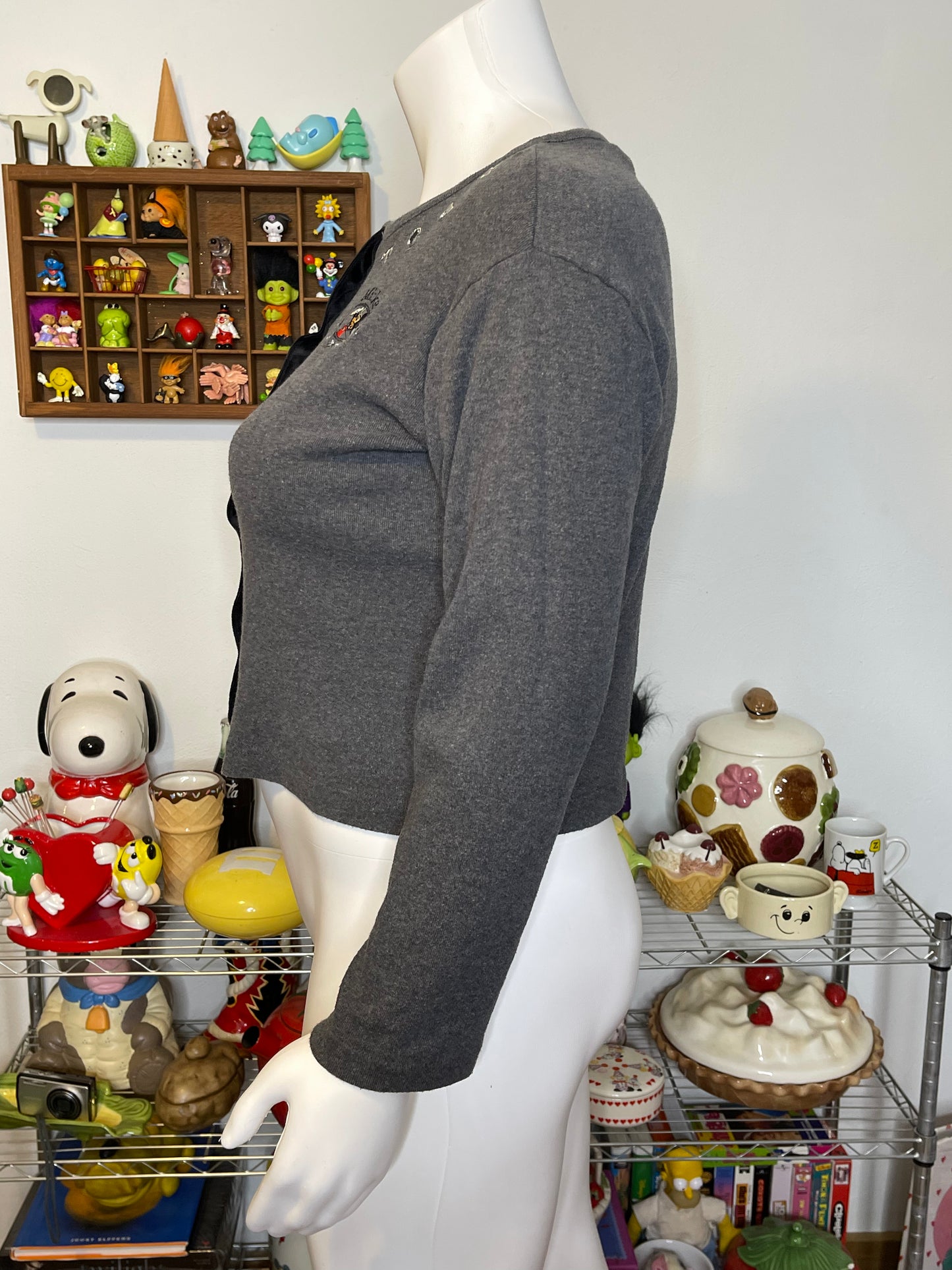 Vintage 90s Mickey Mouse Light Weight Cardigan Sz L