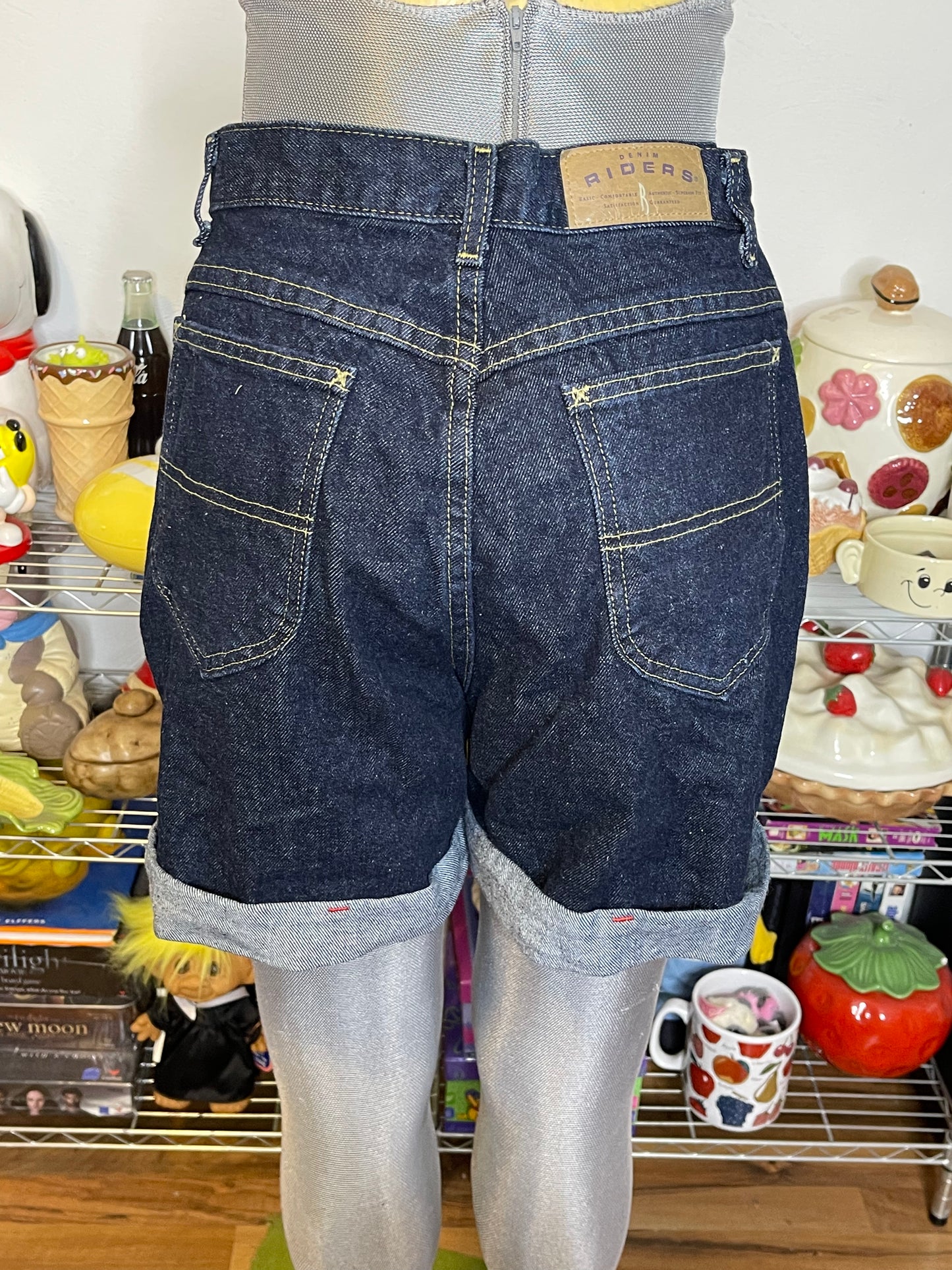 2000s Dark Wash Riders Denim Cuffed Mom Shorts Sz 12 28in