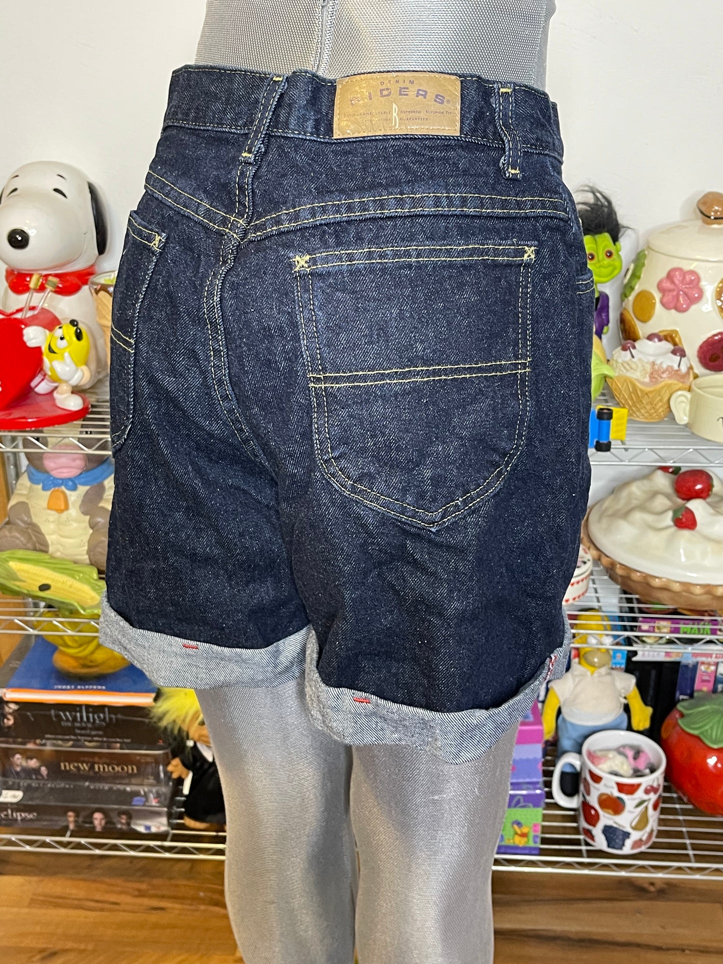 2000s Dark Wash Riders Denim Cuffed Mom Shorts Sz 12 28in