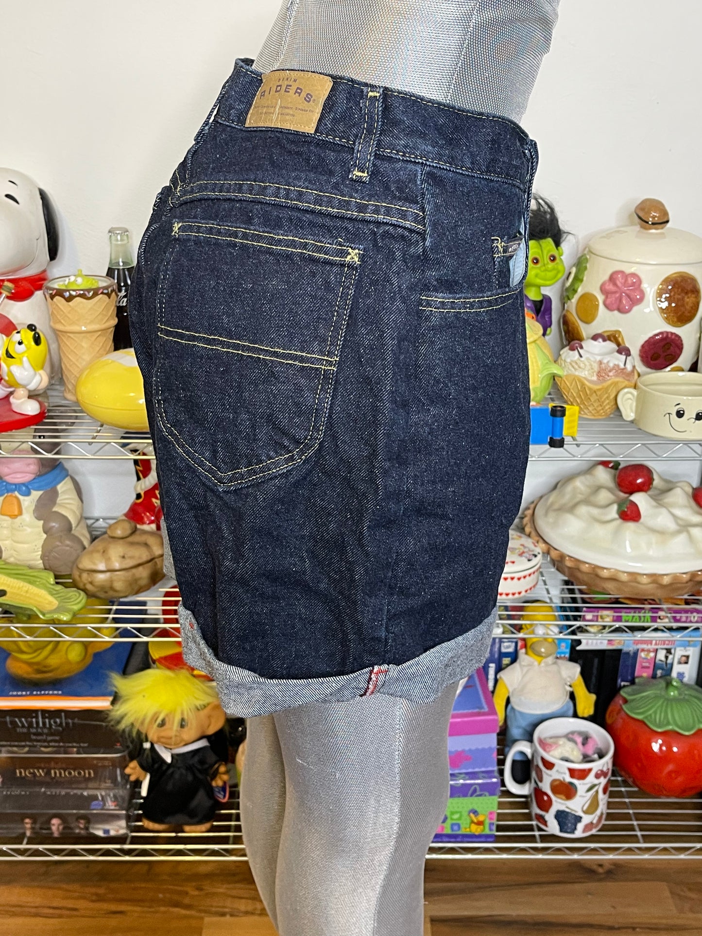 2000s Dark Wash Riders Denim Cuffed Mom Shorts Sz 12 28in