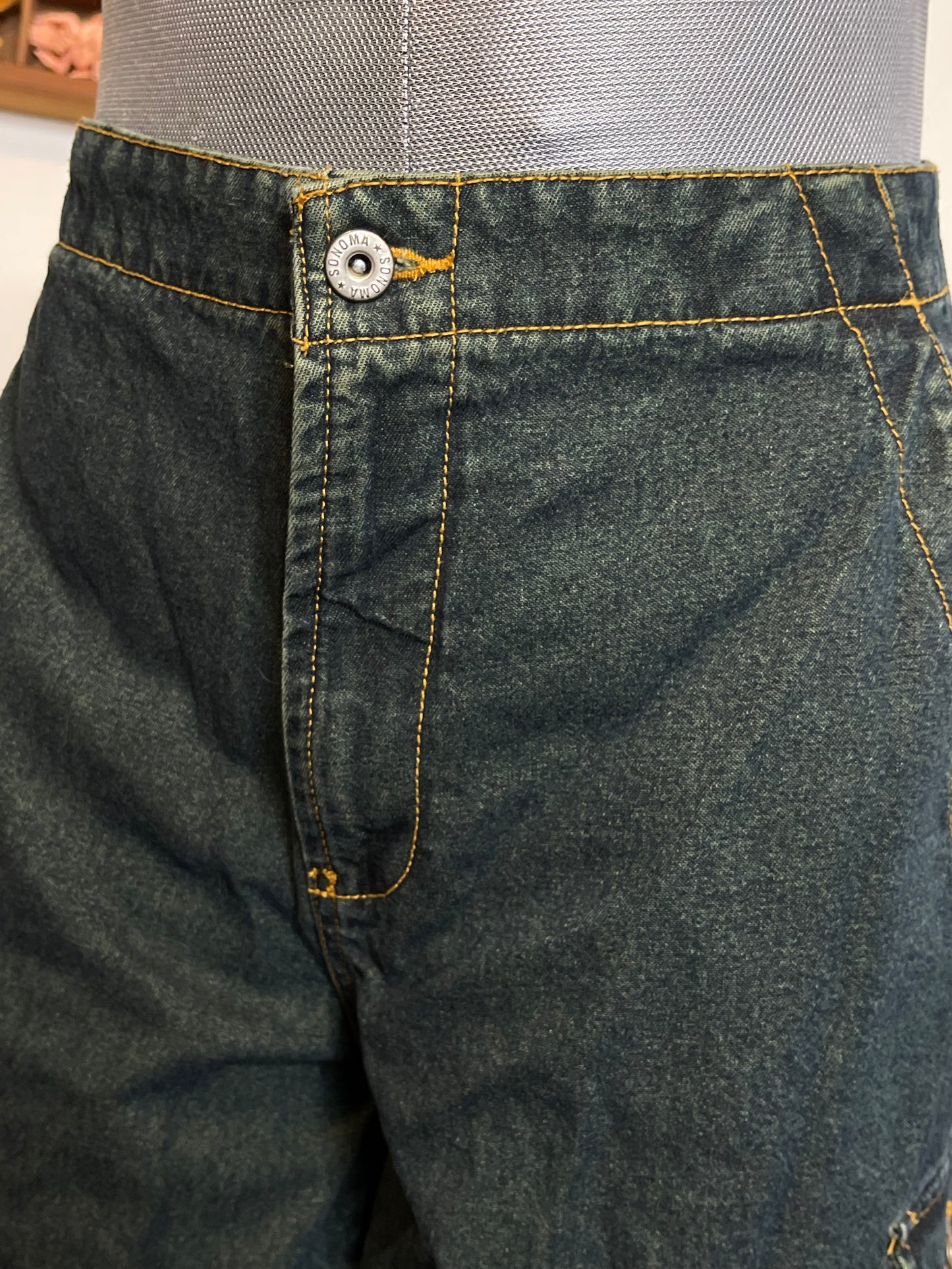 2000s Warm Tone Dark Denim Cargo Shorts Sz 10 31in