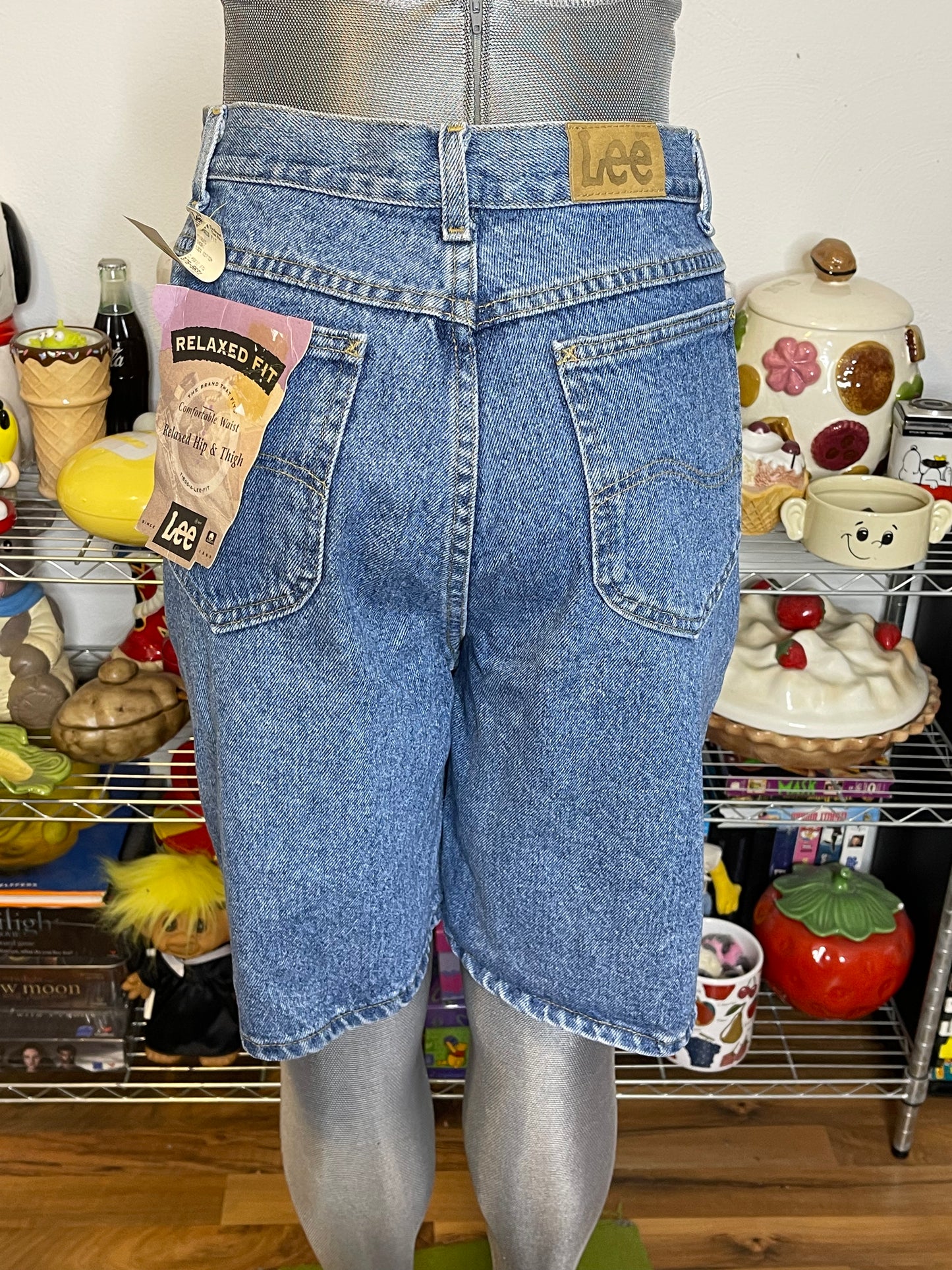 Vintage Deadstock Lee High Waisted Mom Shorts Sz 14 30in