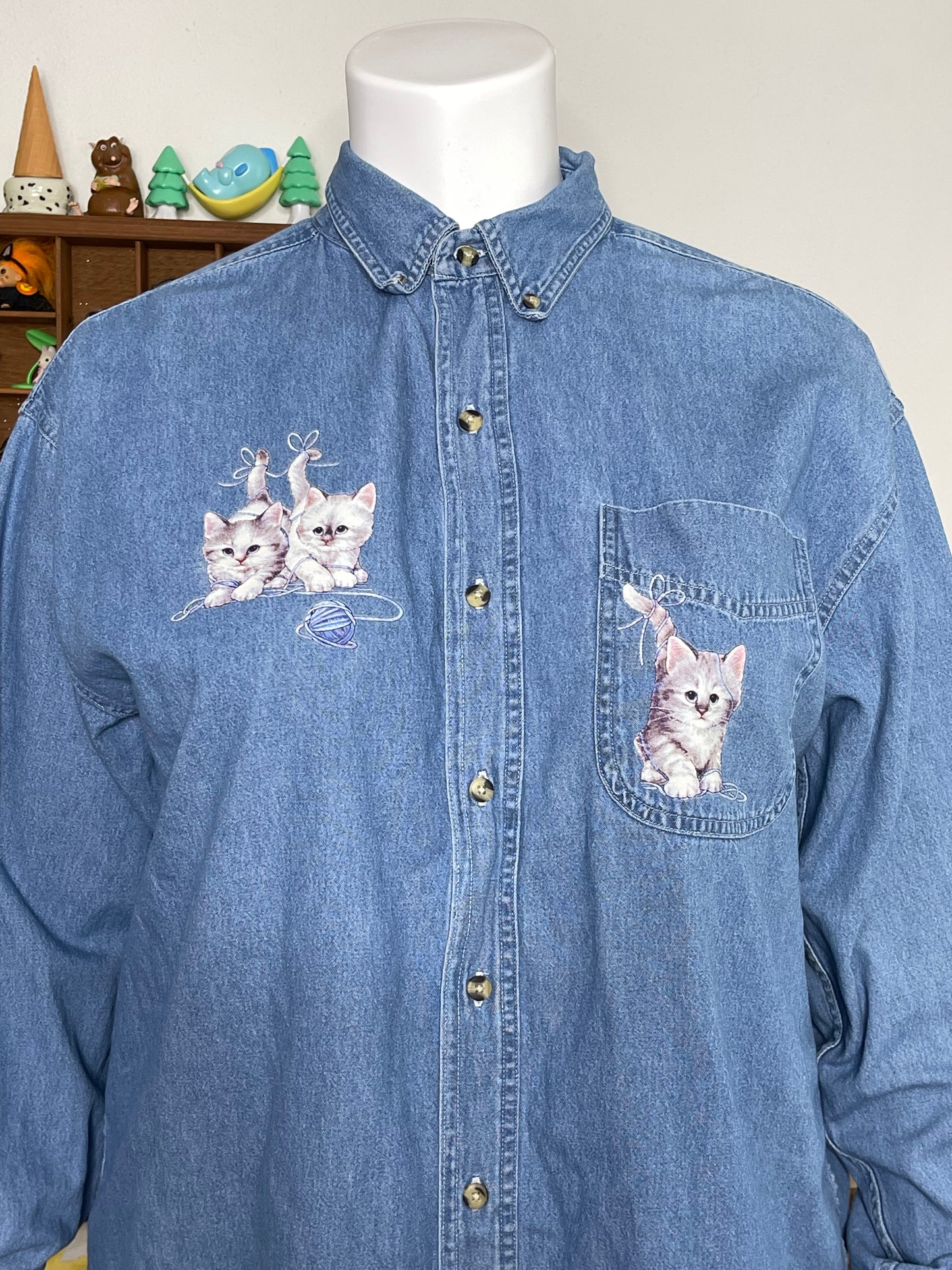Vintage 90s Cat Denim Button Down Sz XL