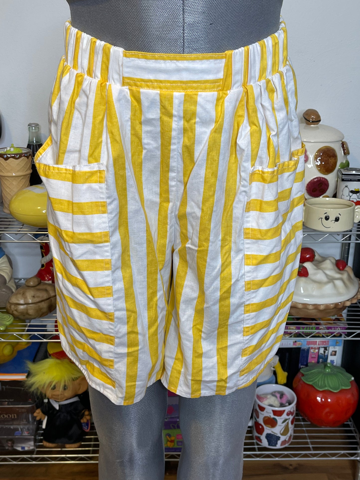 Vintage Yellow Striped Shorts Sz M