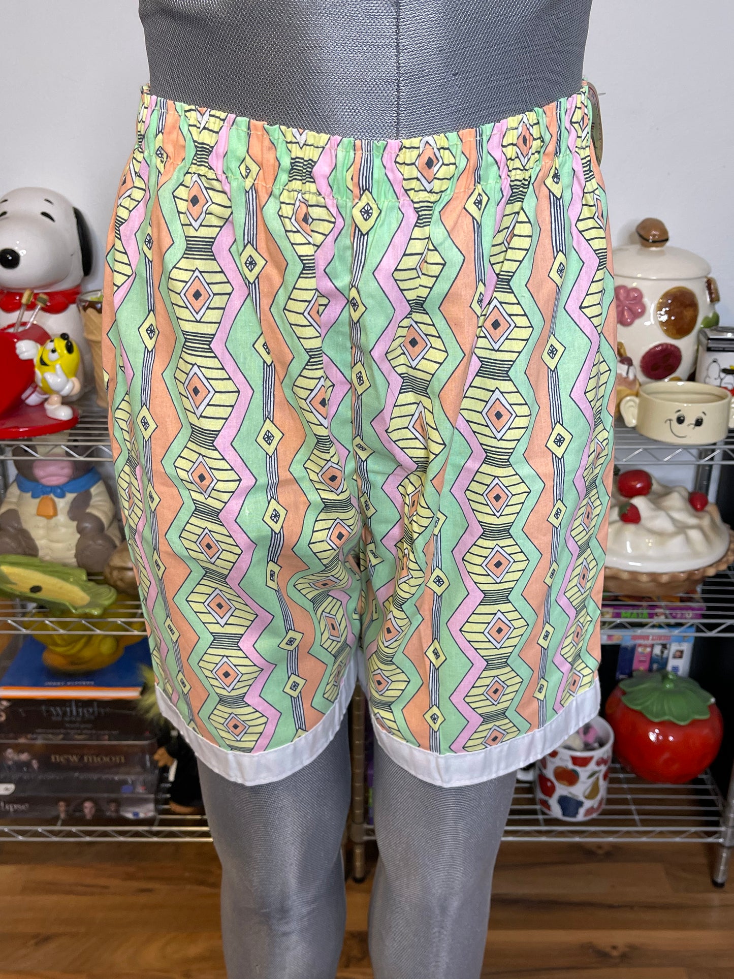 Vintage Deadstock Geometric Pastel Print Boxer Style Shorts Sz M/L