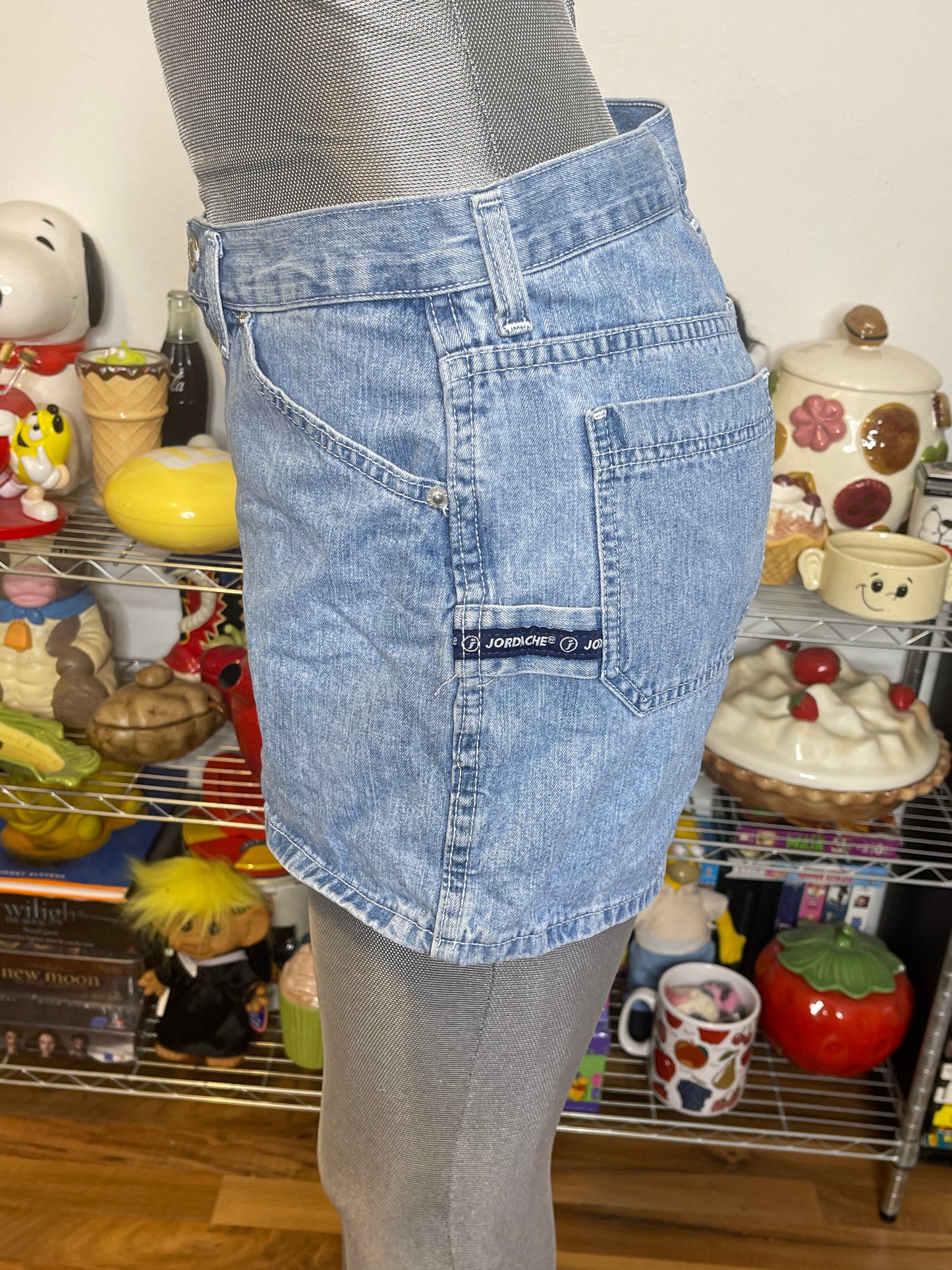 2000s Light Wash Jordache Button Fly Denim Shorts Sz 9/10 29in