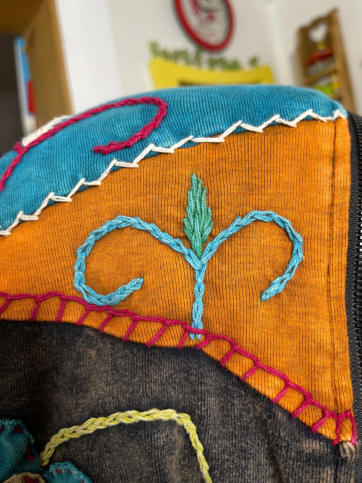 Tie-dye Patchwork Flowers Fleeced Lined Hoodie Sz M